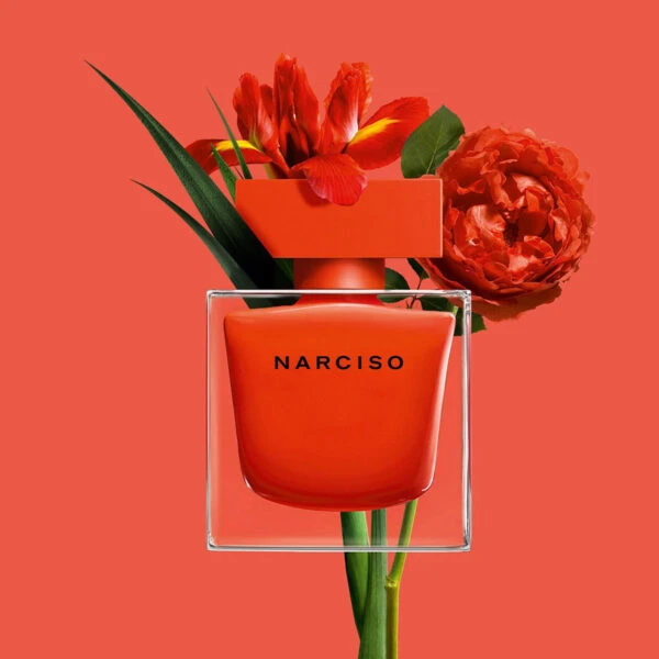 Nước hoa Narciso Rouge lấy cảm hứng từ hoa hồng Bulgari