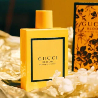 Dòng nước hoa Gucci Bloom với màu vàng đặc biệt