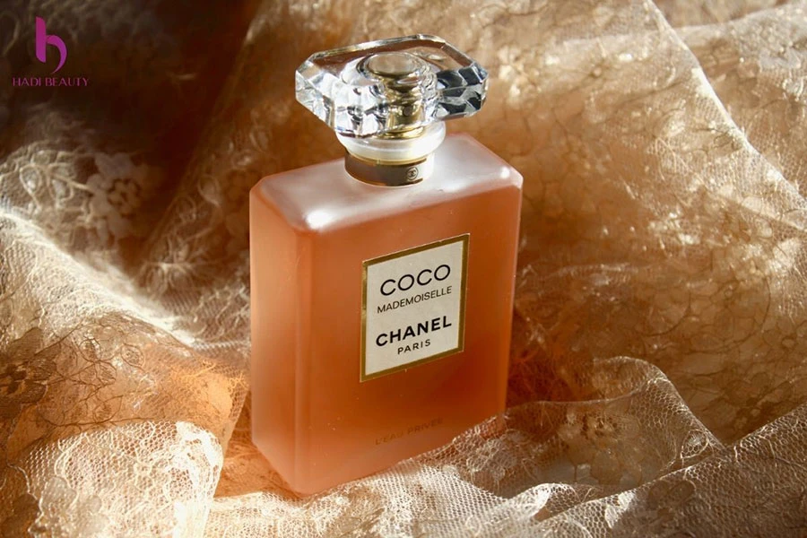 Mùi hương cũng là một trong những cách phân biệt nước hoa Chanel thật giả