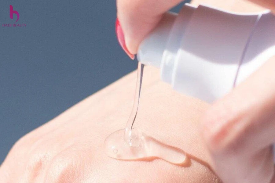 sản phẩm dưỡng ẩm cho da dầu, da mụn dạng gel