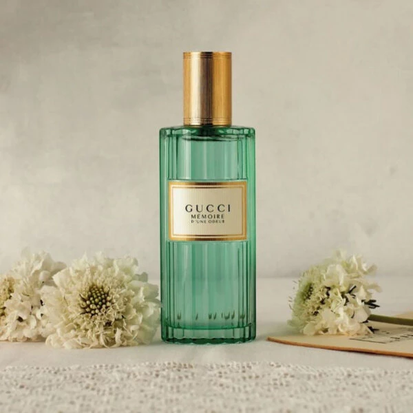 Thiết kế đầy hoài niệm của nước hoa Gucci Mémoire D’Une Odeur