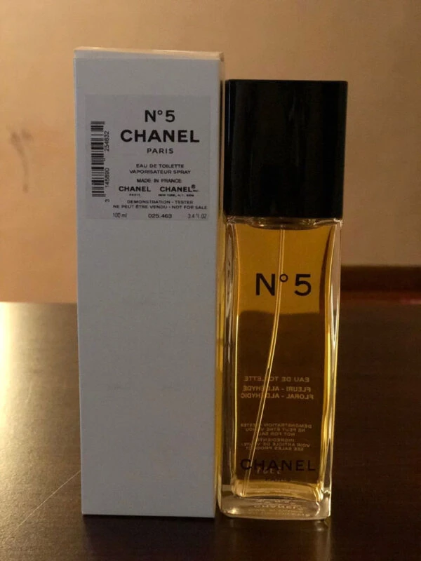 Hương thơm của Chanel No 5 Eau De Toilette 100ml cuốn hút