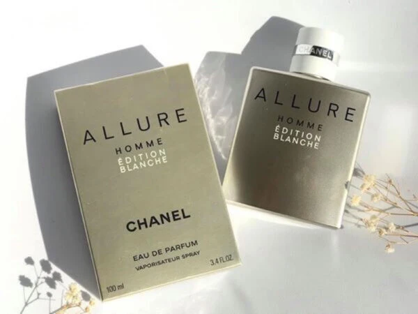 Thiết kế chai Chanel Allure Homme Edition Blanche hiện đại