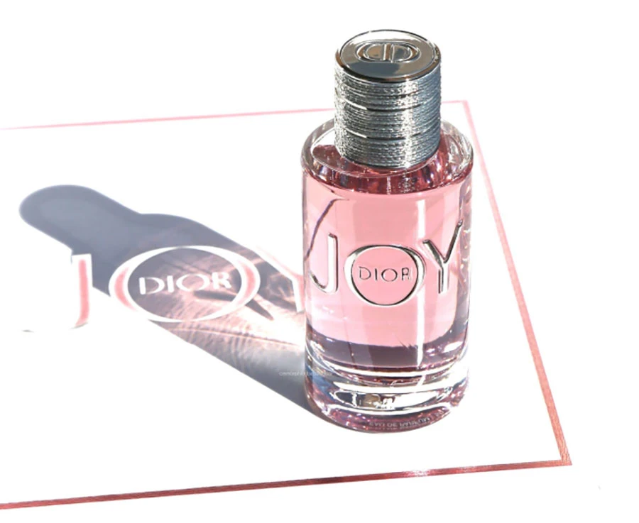 Dior Joy Eau de Parfum 90ml là sự kết hợp hương thơm mềm mại